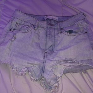 high waisted light wash shorts!!